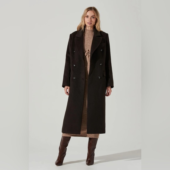 Astr Jackets & Blazers - ASTR MORANA OVERSIZED BOUCLE COAT  Dark Brown/ Chocolate Size: Small